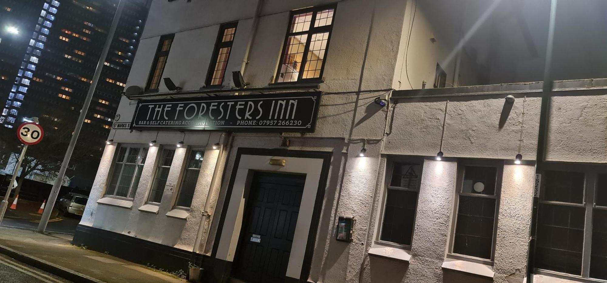 Foresters Inn Apartment - City Centre By Victoria Centre Shopping Centre - Your Own 5 Double Bedrooms Private Apartment With 3 Bathrooms And Full Kitchen To Cook As You Would At Home - Outdoor Parking For Cars Or Vans At Five Pounds A Day Nottingham Buitenkant foto